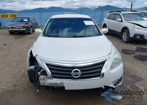 2015 Nissan Altima 2.5 S from USA, damaged, VIN 1N4AL3AP8FN330169